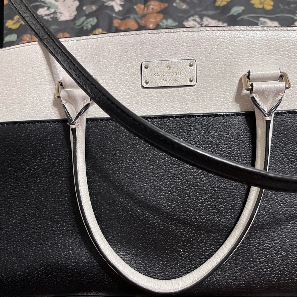 Kate Spade Black and White Women's Bag